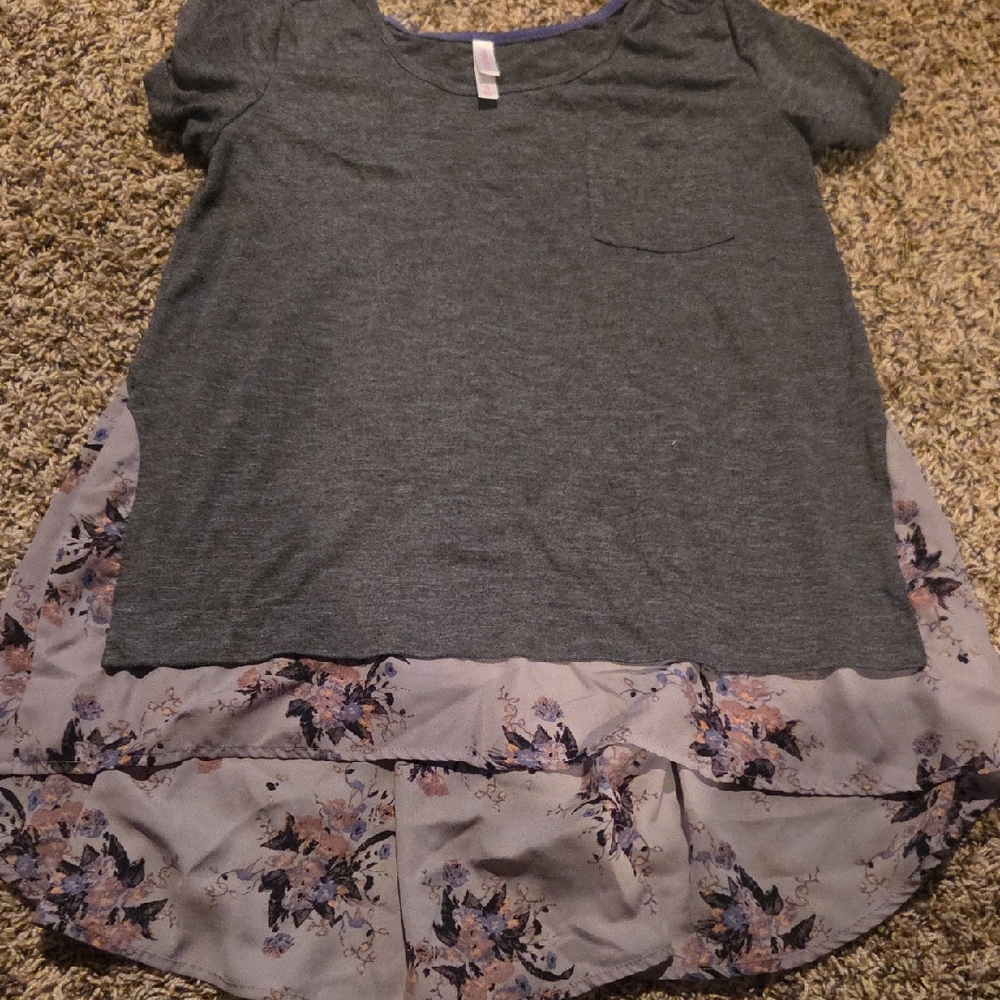Xhilaration Gray and Floral Blouse